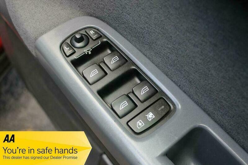 Used Volvo V50 2005 for sale - 77118278: Photo 23