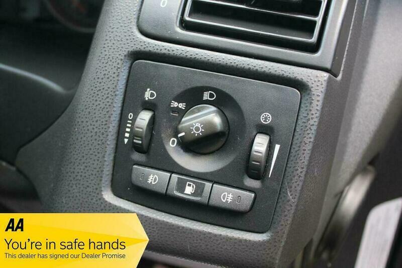 Used Volvo V50 2005 for sale - 77118278: Photo 24