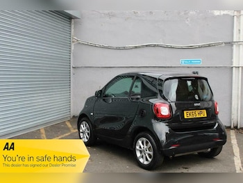 Used smart fortwo 2015 for sale - 76081458: Photo