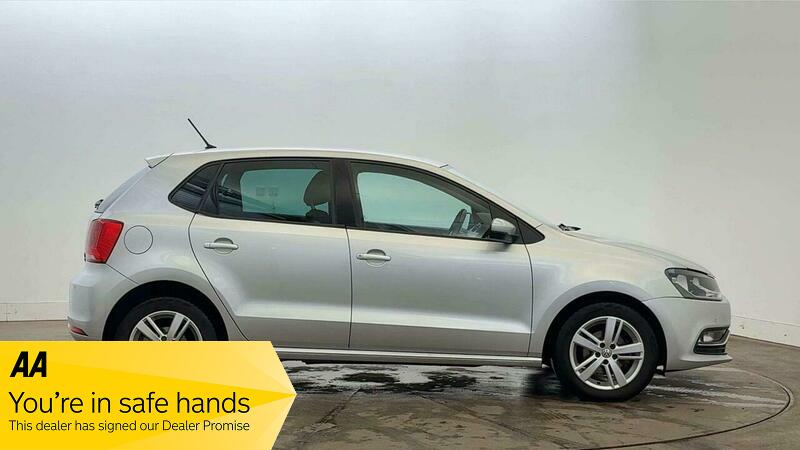 Used Volkswagen Polo 2017 for sale - 76407186: Photo 4