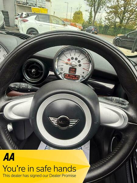 Used MINI Convertible 2010 for sale - 76323867: Photo 16