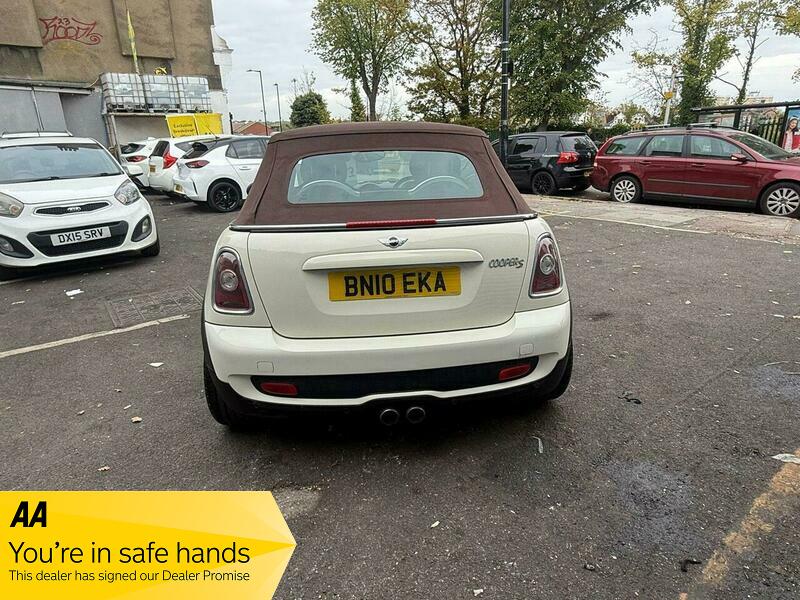 Used MINI Convertible 2010 for sale - 76323867: Photo 9
