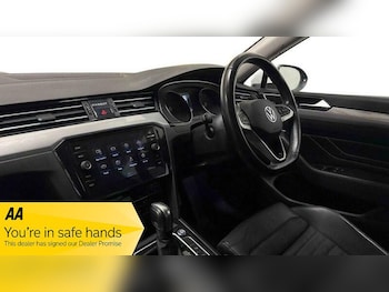 Used Volkswagen Passat 2021 for sale - 76407177: Photo