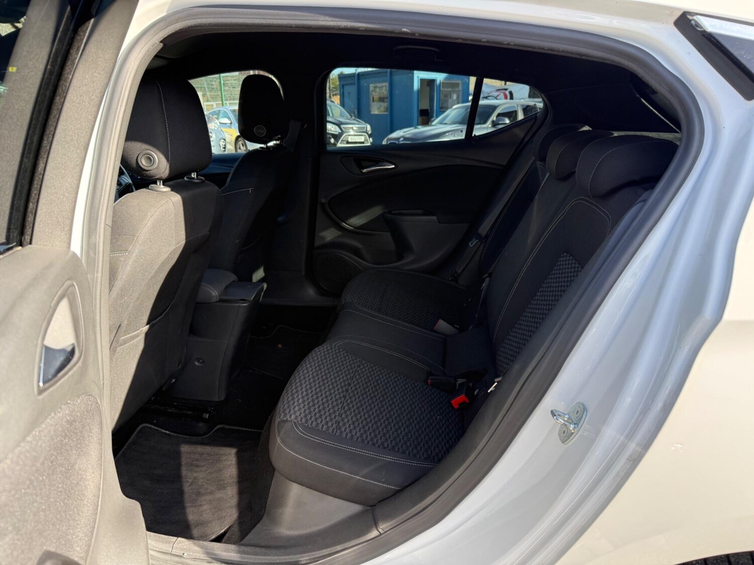 Used Vauxhall Astra for sale - 78147950: Photo 7