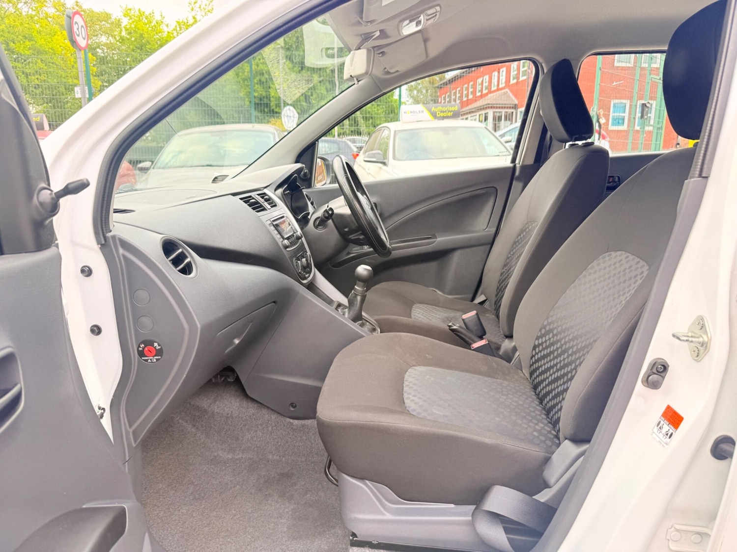 Used Suzuki Celerio 2017 for sale - 76772270: Photo 8