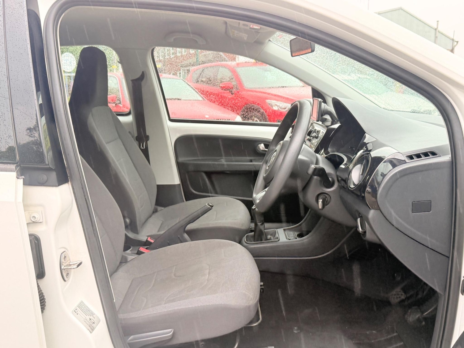 Used Volkswagen up! for sale - 76728609: Photo 25