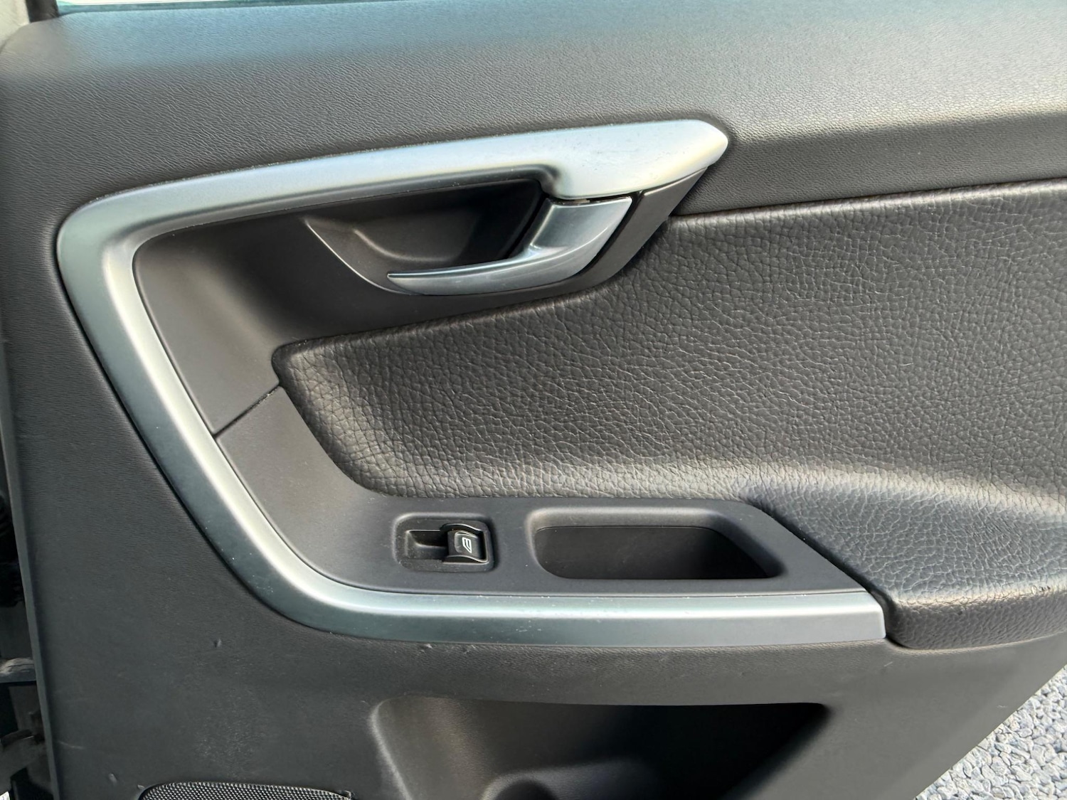 Used Volvo XC60 2009 for sale - 76744864: Photo 36