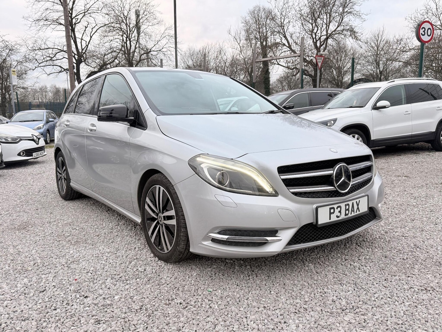 Used Mercedes-Benz B Class 2013 for sale - 77084402: Photo 10