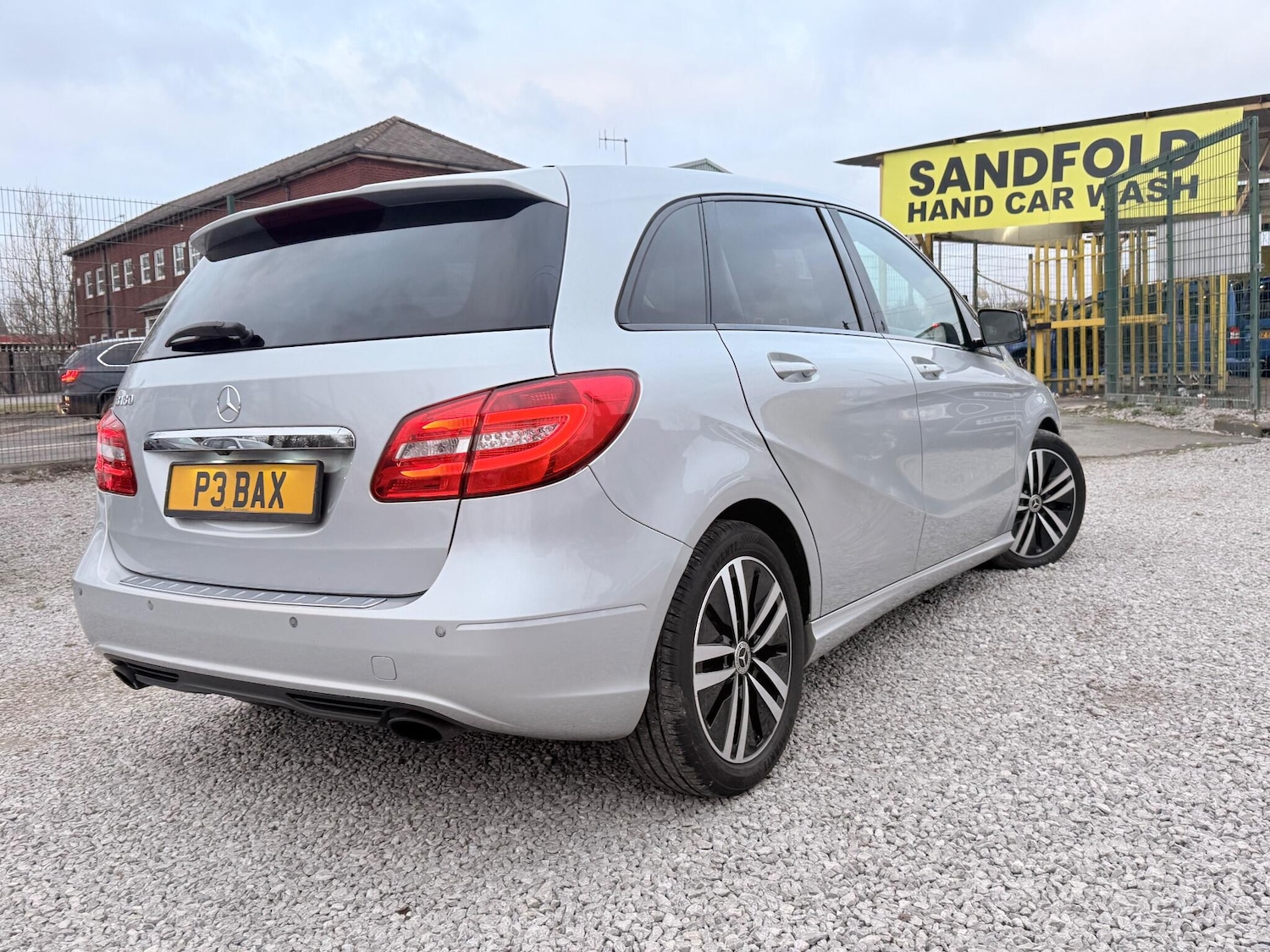 Used Mercedes-Benz B Class 2013 for sale - 77084402: Photo 32