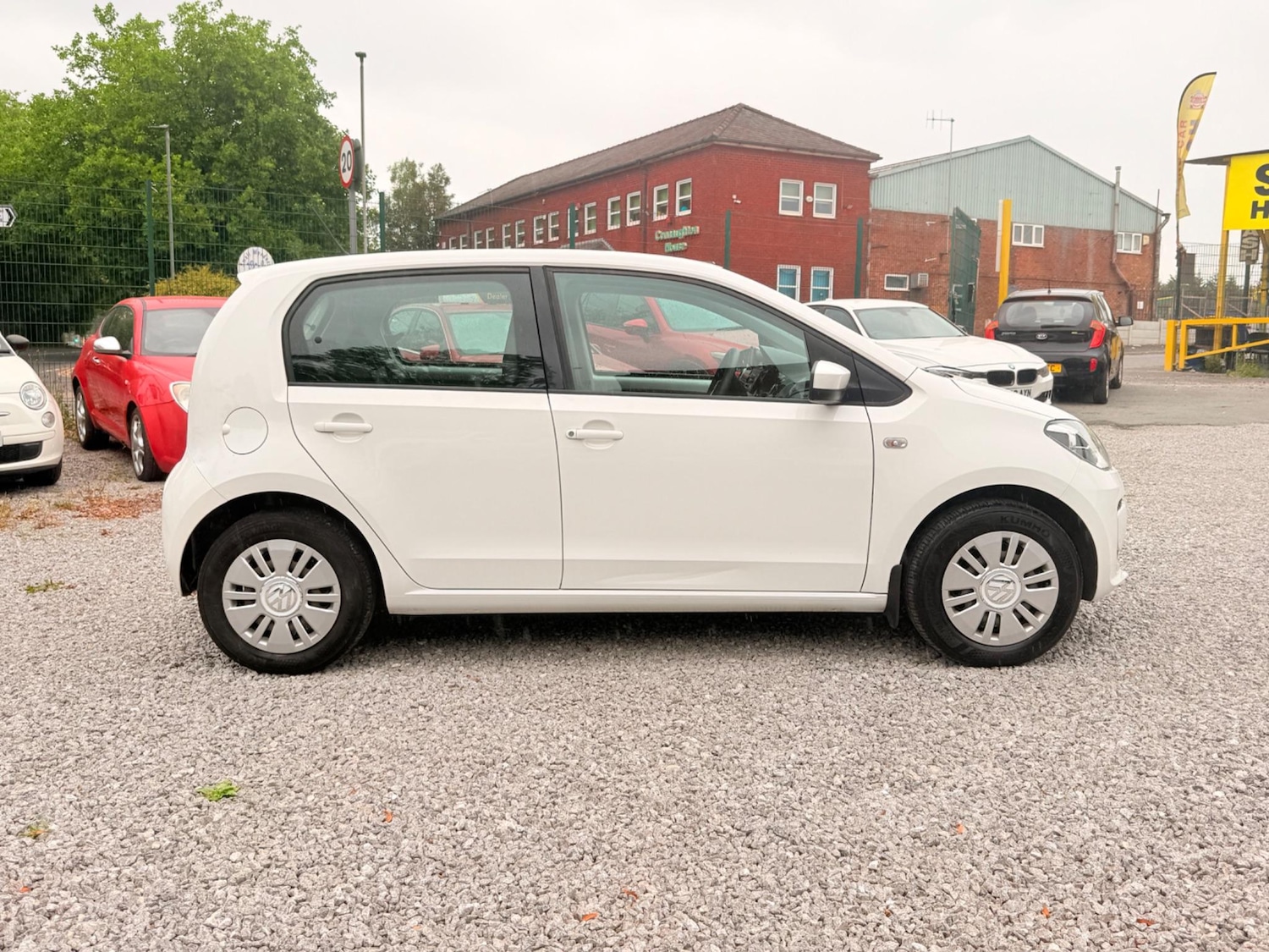 Used Volkswagen up! 2015 for sale - 76995678: Photo 12
