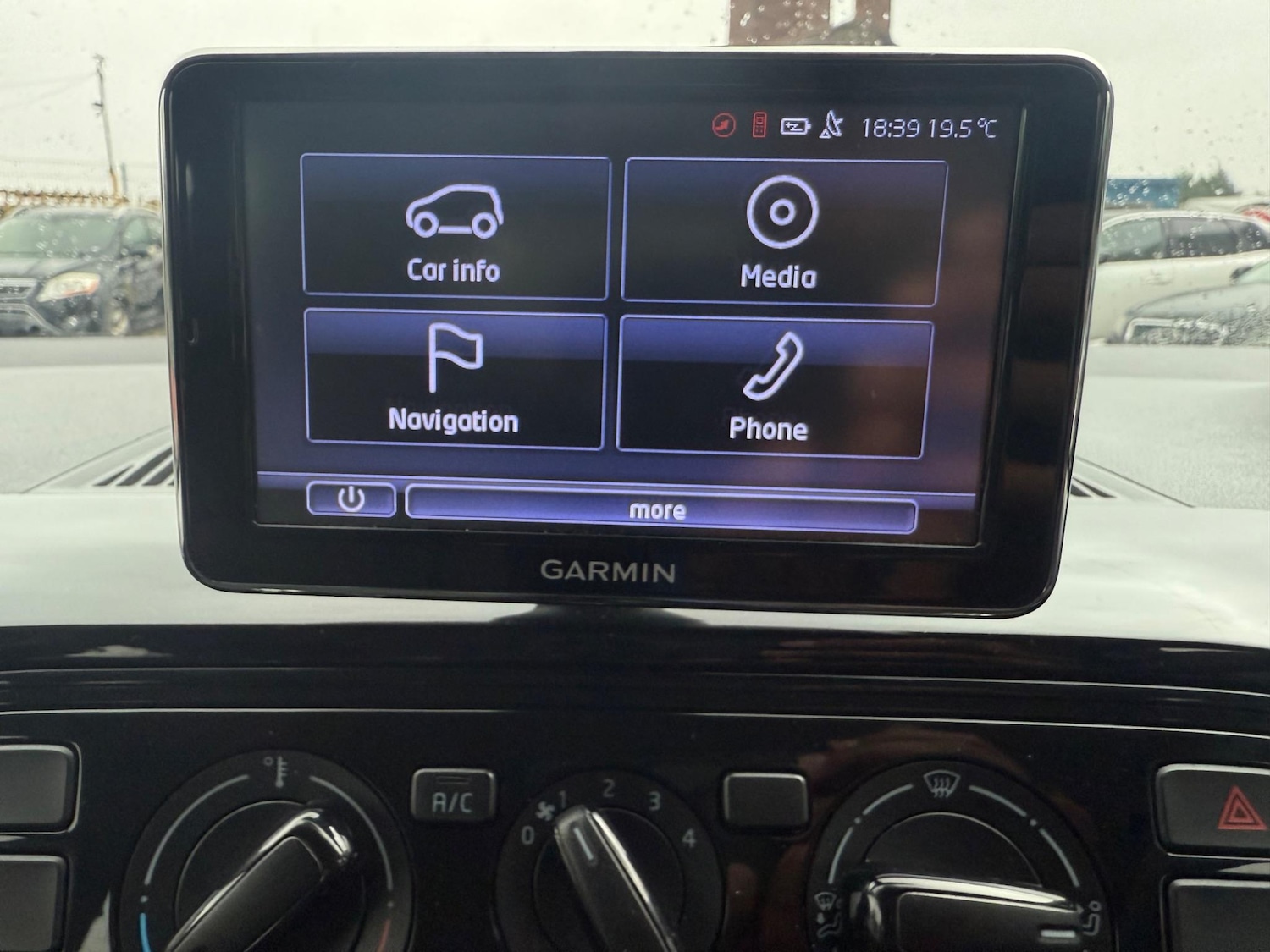 Used Volkswagen up! 2015 for sale - 76995678: Photo 23