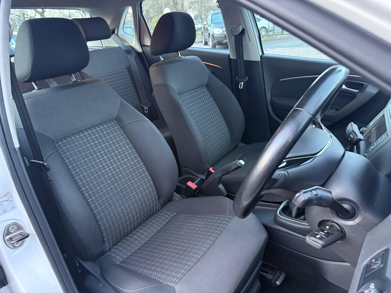 Used Volkswagen Polo 2014 for sale - 76935918: Photo 23