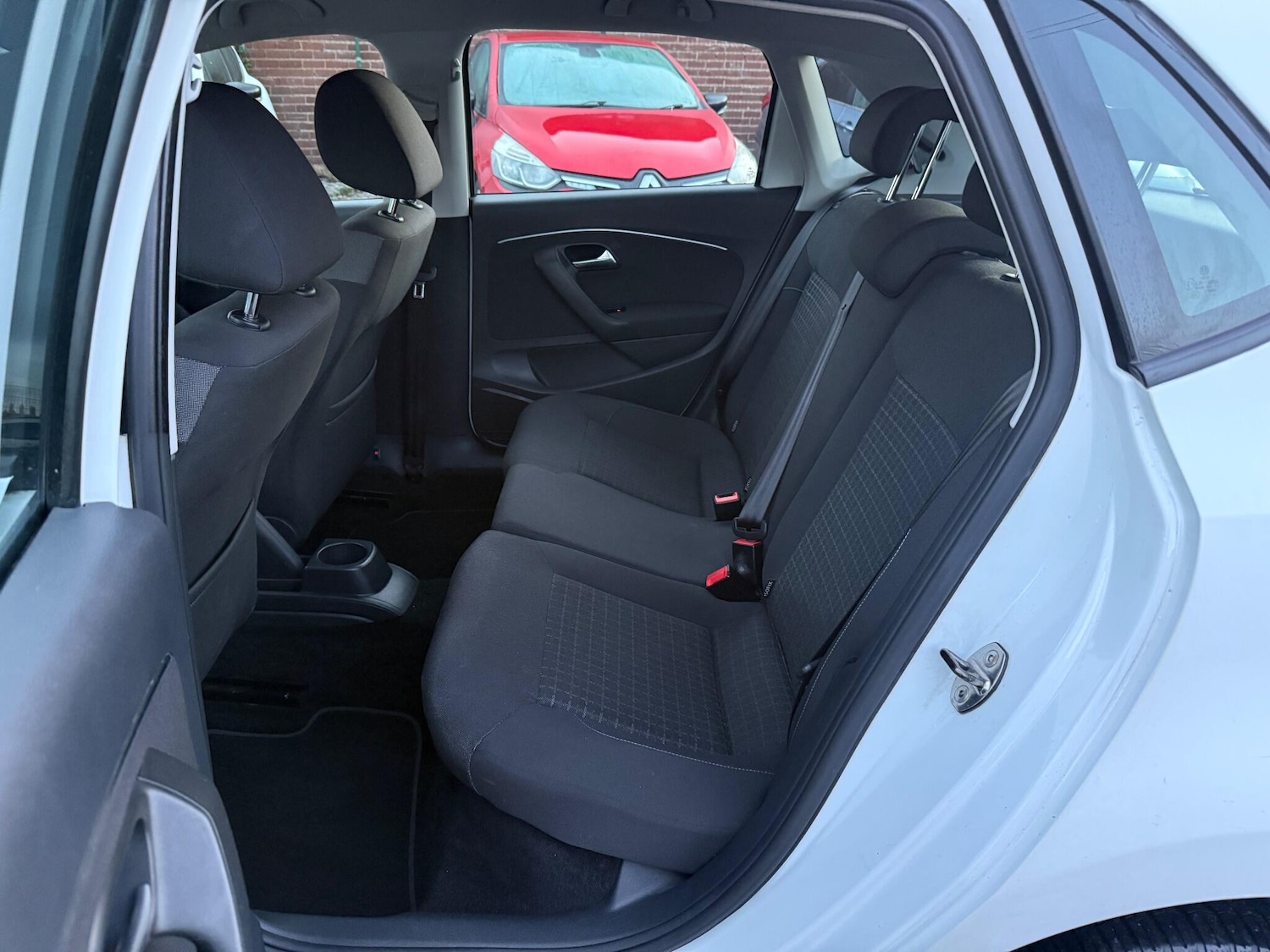 Used Volkswagen Polo 2014 for sale - 76935918: Photo 29