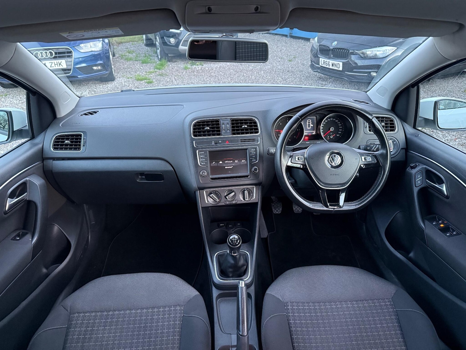 Used Volkswagen Polo 2014 for sale - 76935918: Photo 34