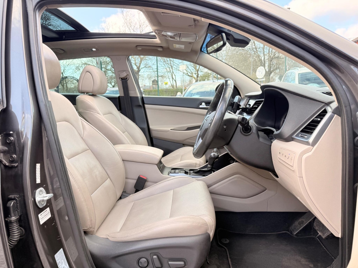 Used Hyundai TUCSON 2015 for sale - 78058790: Photo 9