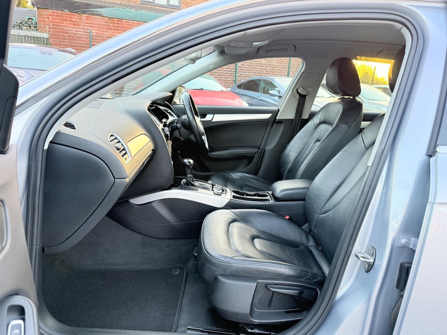 Used Audi A4 Avant for sale - 76728836: Photo 25