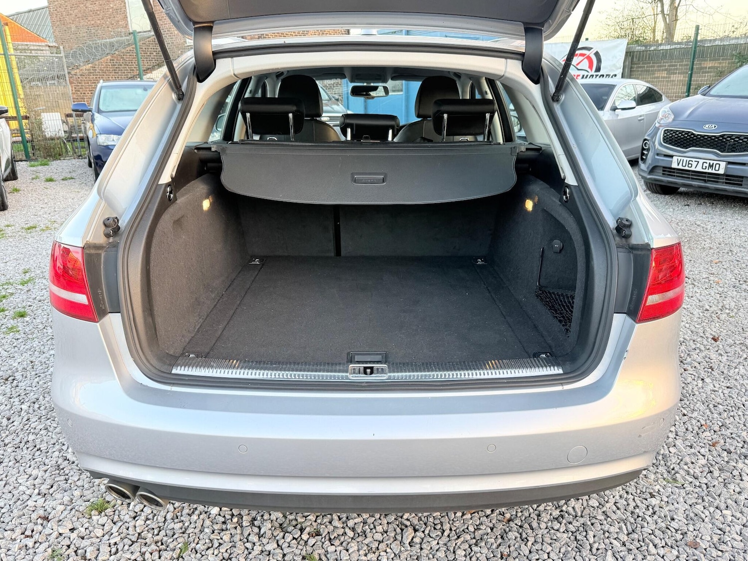 Used Audi A4 Avant for sale - 76728836: Photo 33