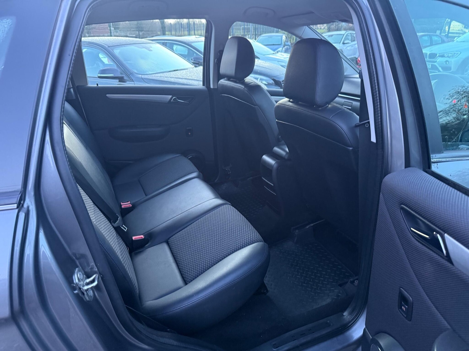 Used Mercedes-Benz B Class 2009 for sale - 77266625: Photo 12