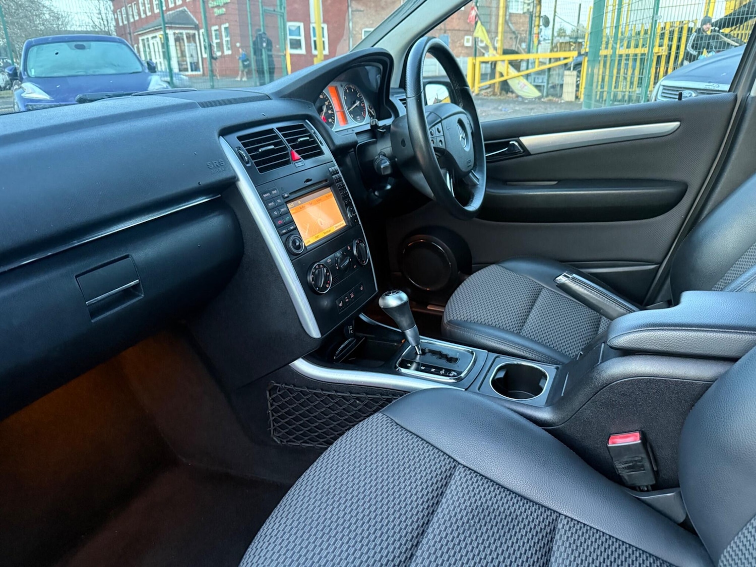 Used Mercedes-Benz B Class 2009 for sale - 77266625: Photo 6