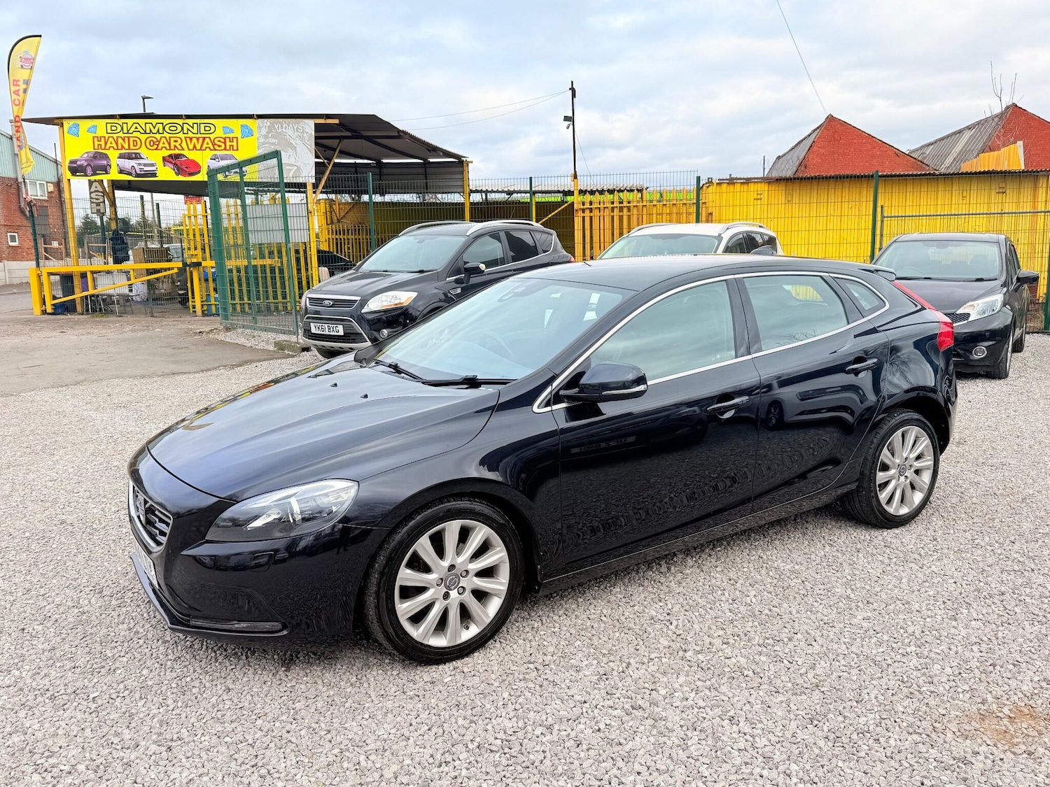 Used Volvo V40 2014 for sale - 77091730: Photo 19