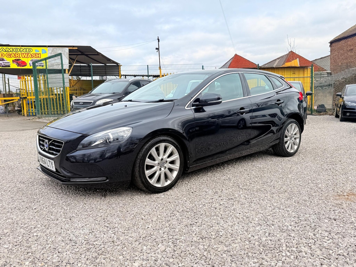 Used Volvo V40 2014 for sale - 77091730: Photo 20