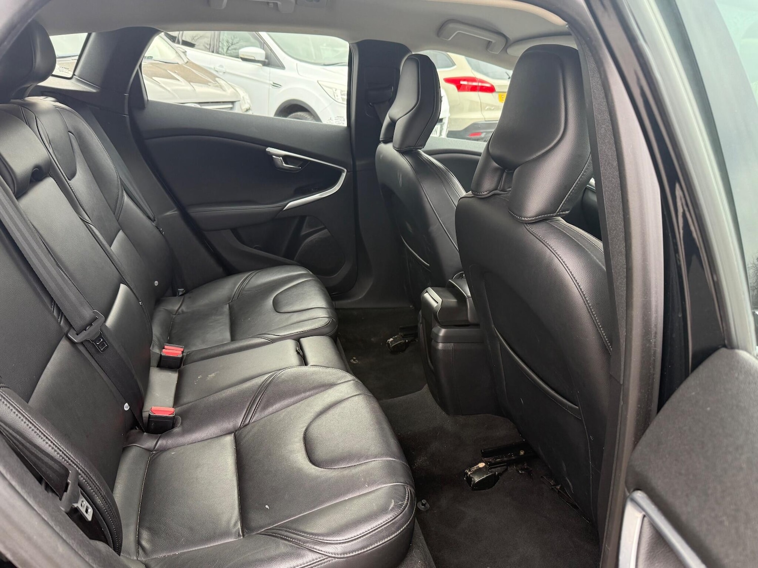 Used Volvo V40 2014 for sale - 77091730: Photo 29