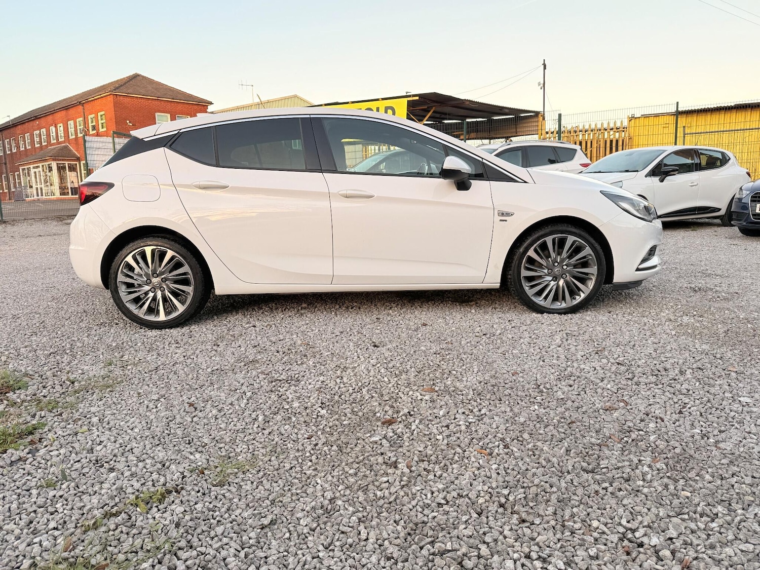 Used Vauxhall Astra for sale - 76728901: Photo 19