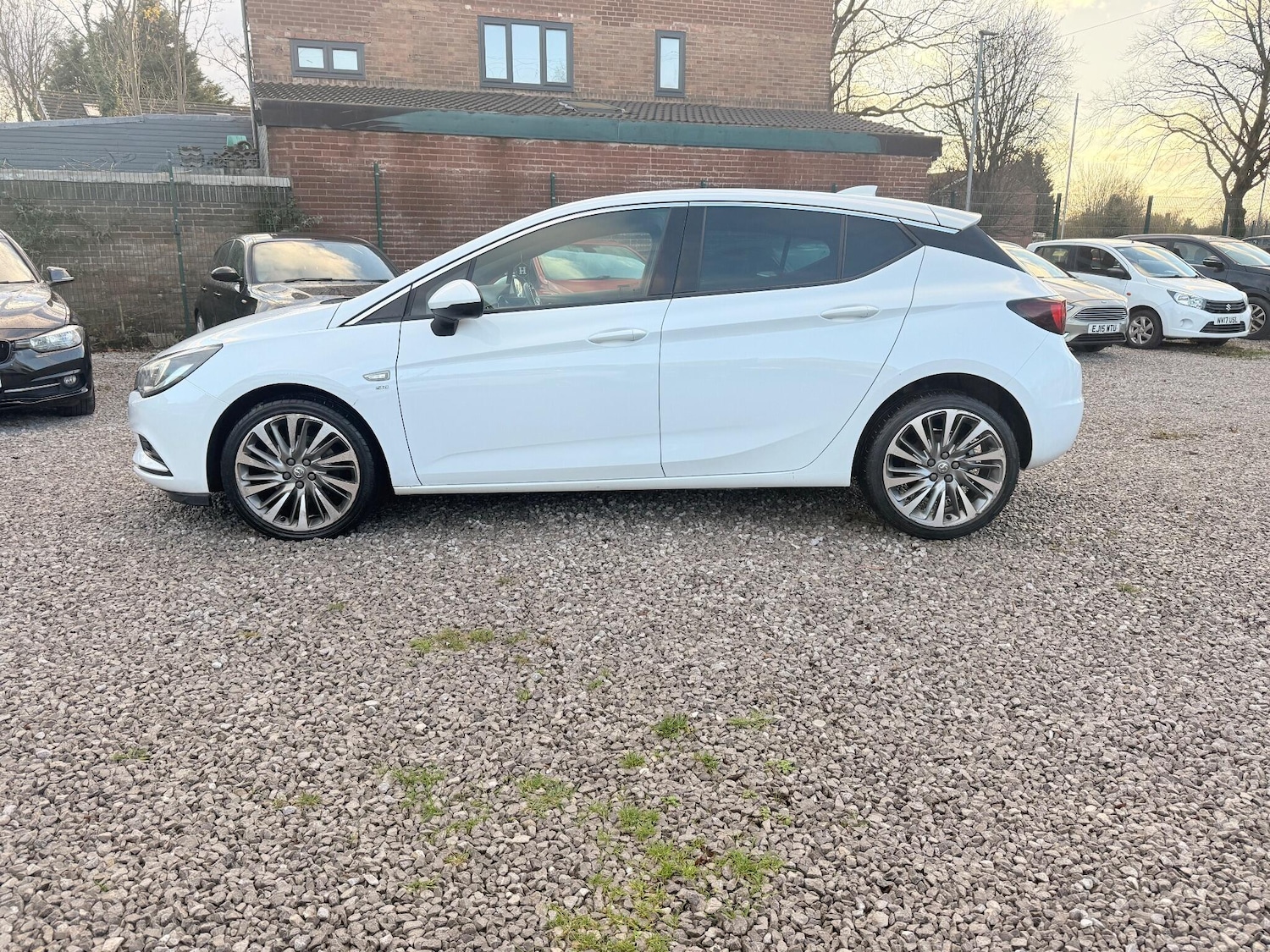 Used Vauxhall Astra for sale - 76728901: Photo 24