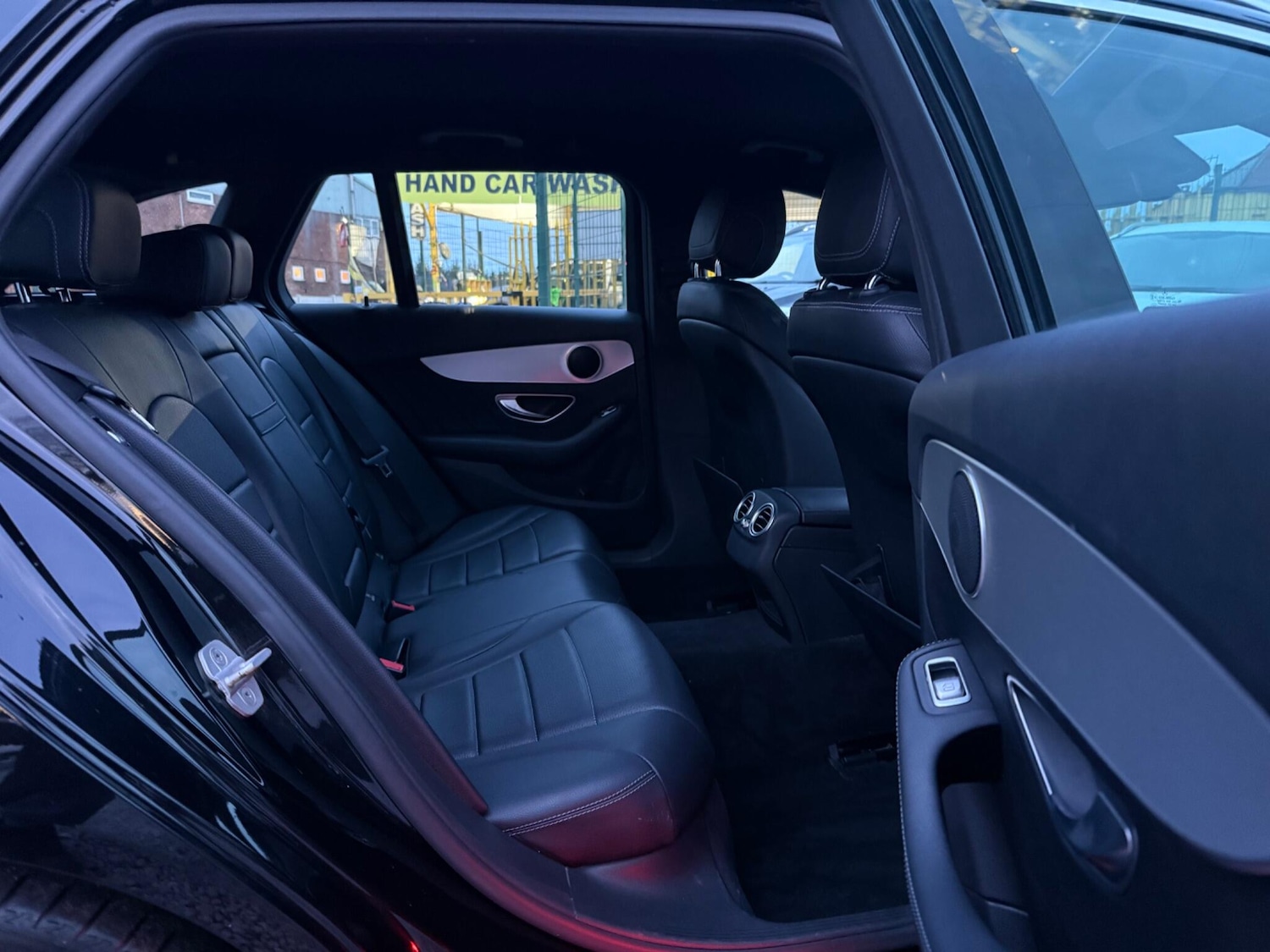 Used Mercedes-Benz C Class 2014 for sale - 77359046: Photo 23