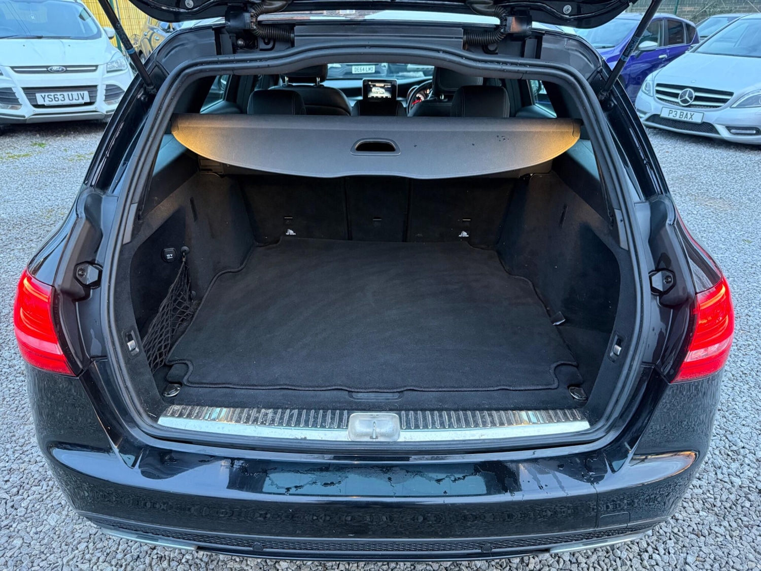 Used Mercedes-Benz C Class 2014 for sale - 77359046: Photo 31