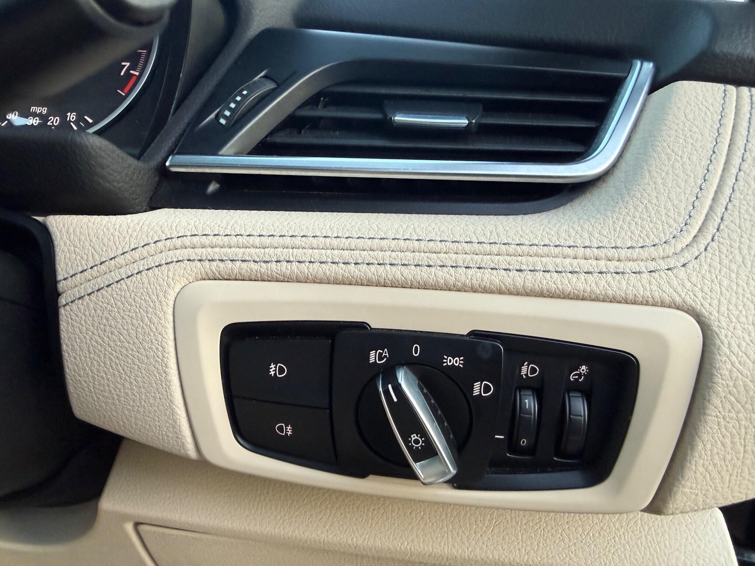 Used BMW 2 Series 2015 for sale - 77671839: Photo 23