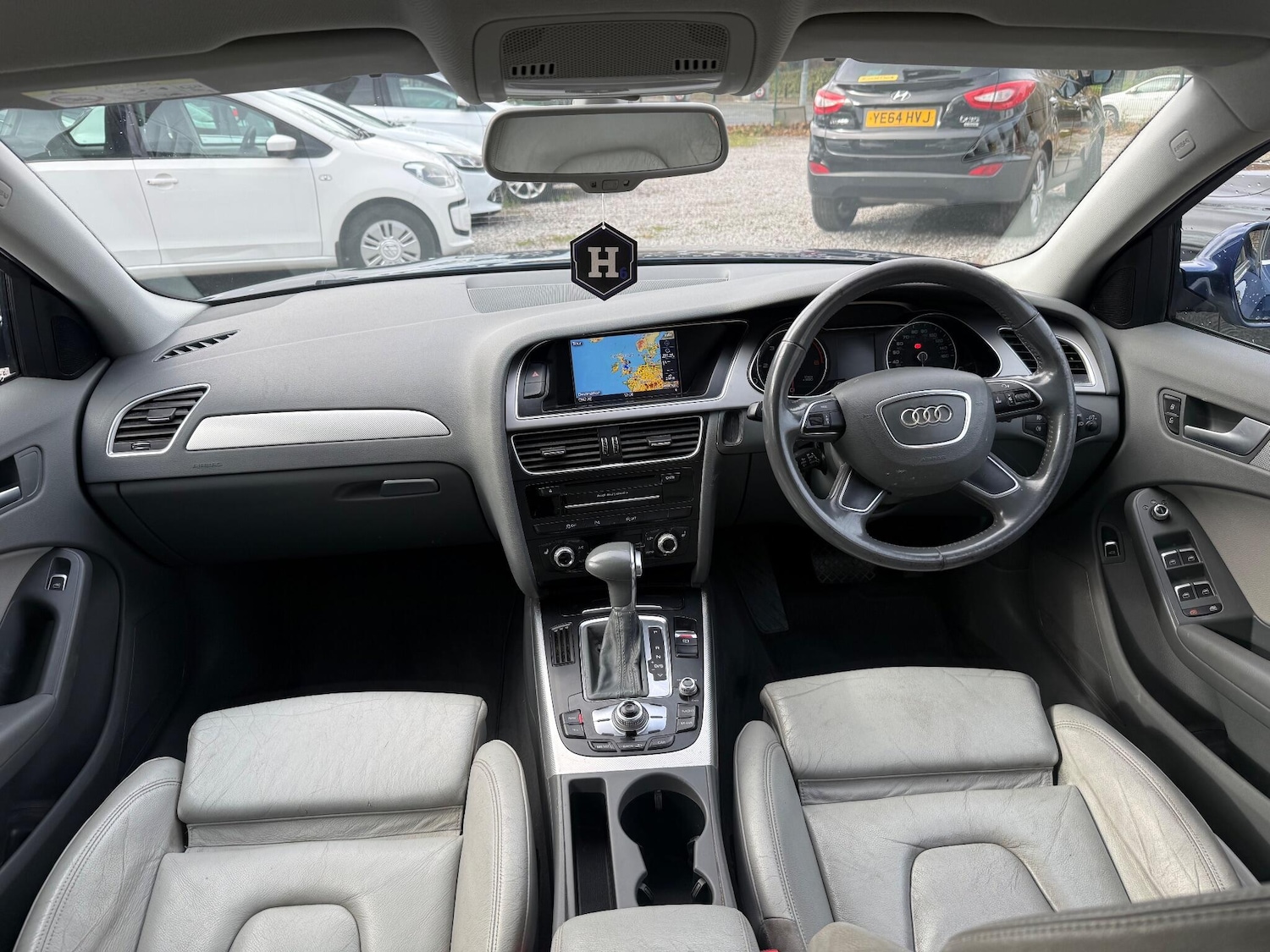 Used Audi A4 Avant for sale - 76728531: Photo 4