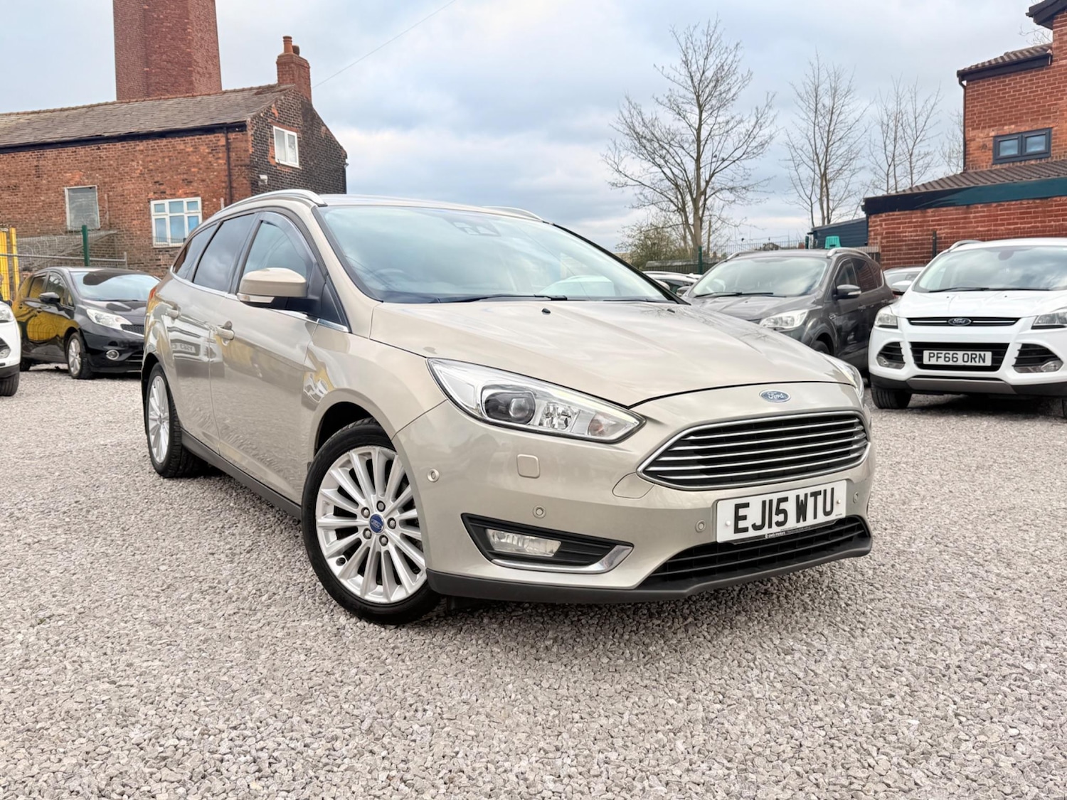 Used Ford Focus 2015 for sale - 77396438: Photo 1