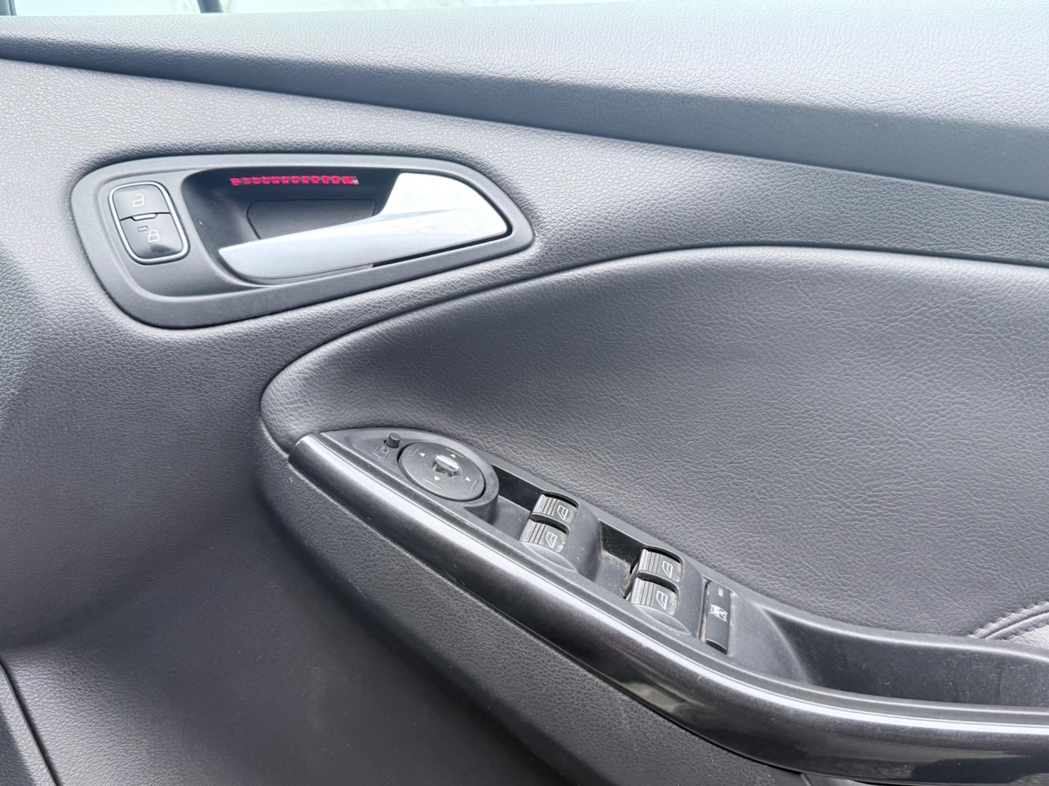 Used Ford Focus 2015 for sale - 77396438: Photo 21