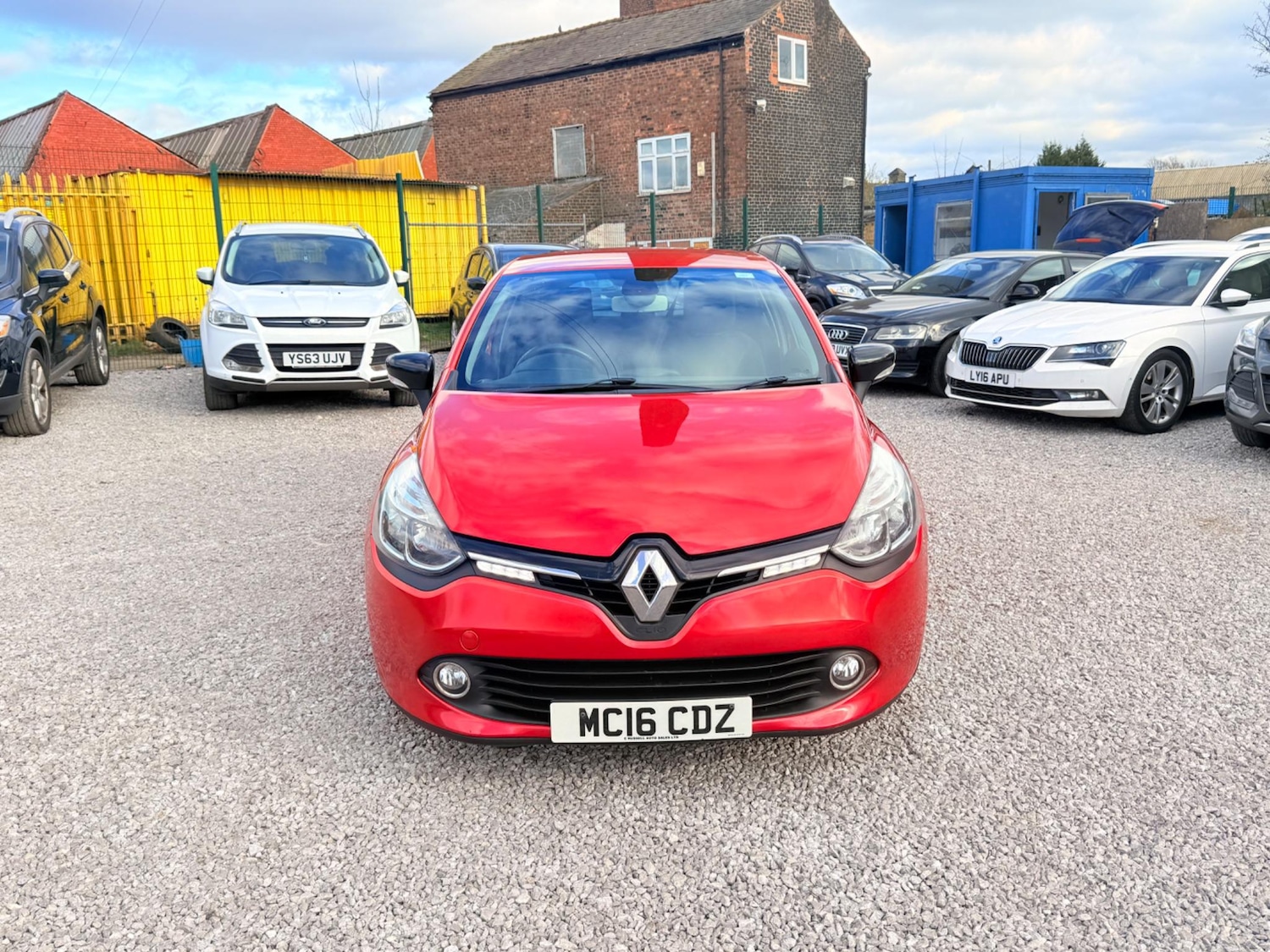 Used Renault Clio for sale - 76728846: Photo 23