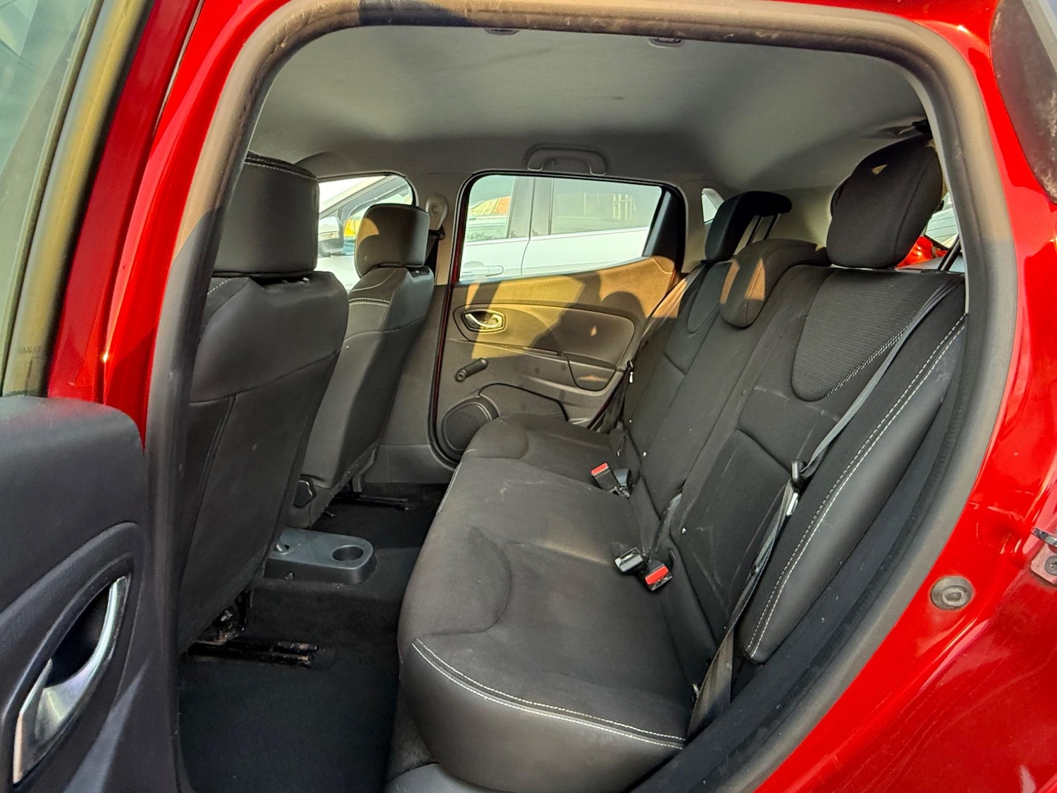 Used Renault Clio for sale - 76728846: Photo 33