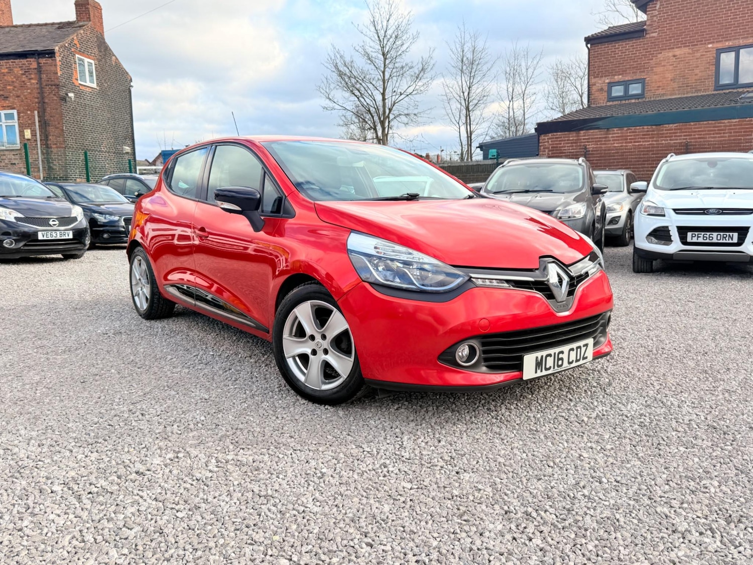 Used Renault Clio for sale - 76728846: Photo 34