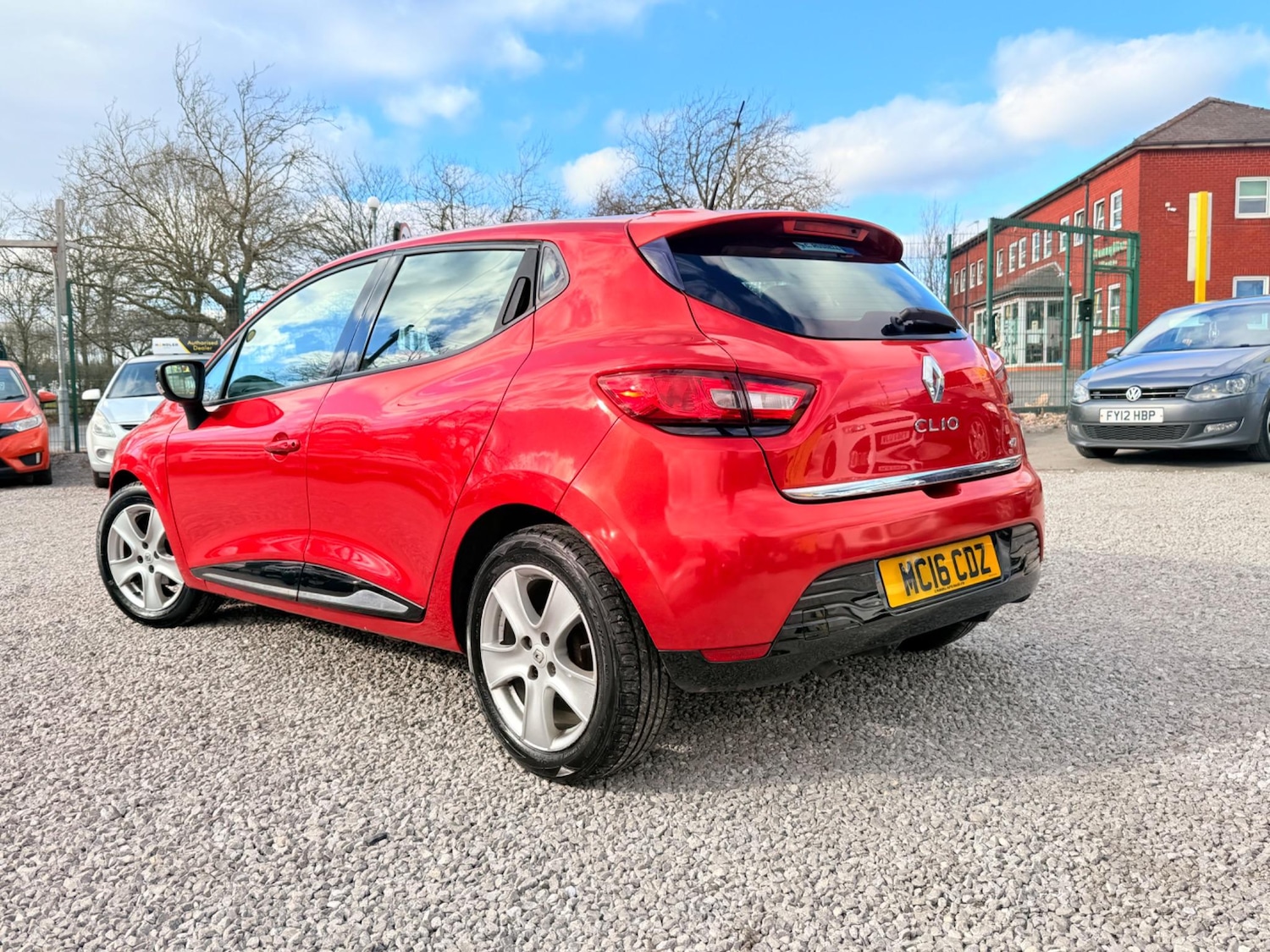 Used Renault Clio for sale - 76728846: Photo 36