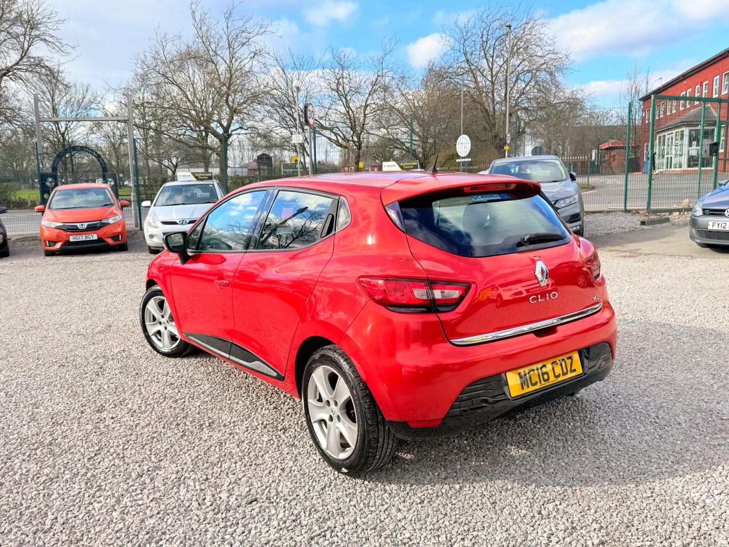 Used Renault Clio for sale - 76728846: Photo 5