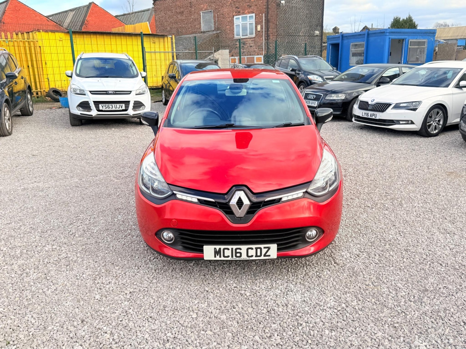 Used Renault Clio for sale - 76728846: Photo 6