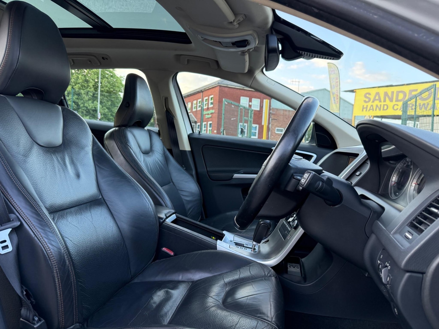 Used Volvo XC60 2009 for sale - 76731102: Photo 29