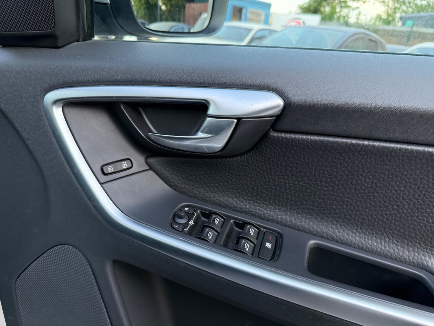 Used Volvo XC60 2009 for sale - 76731102: Photo 35