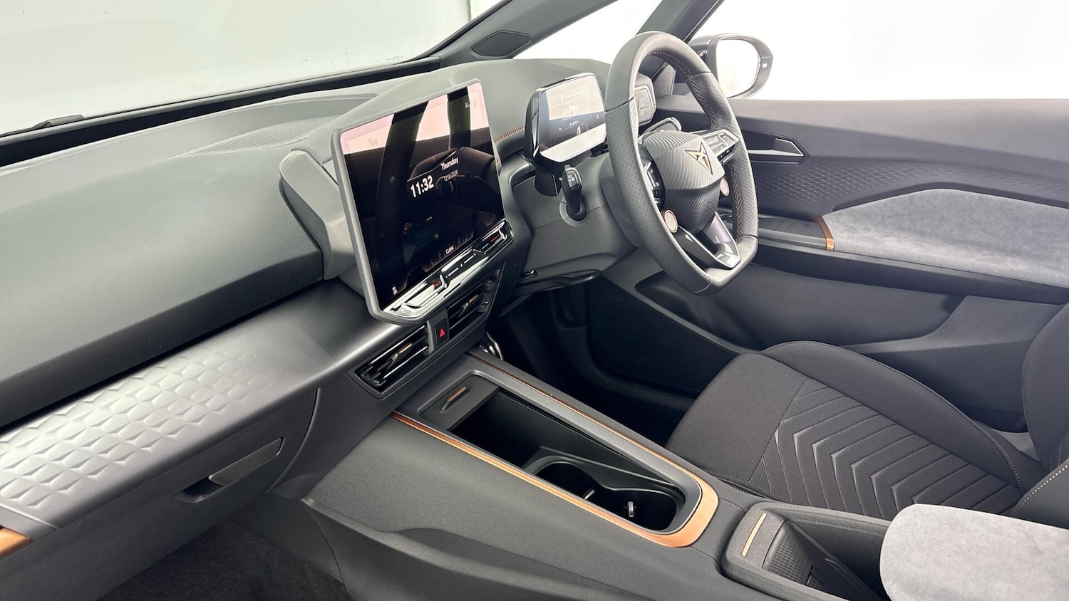 Used Cupra Born 2026 for sale - 77617015: Photo 2