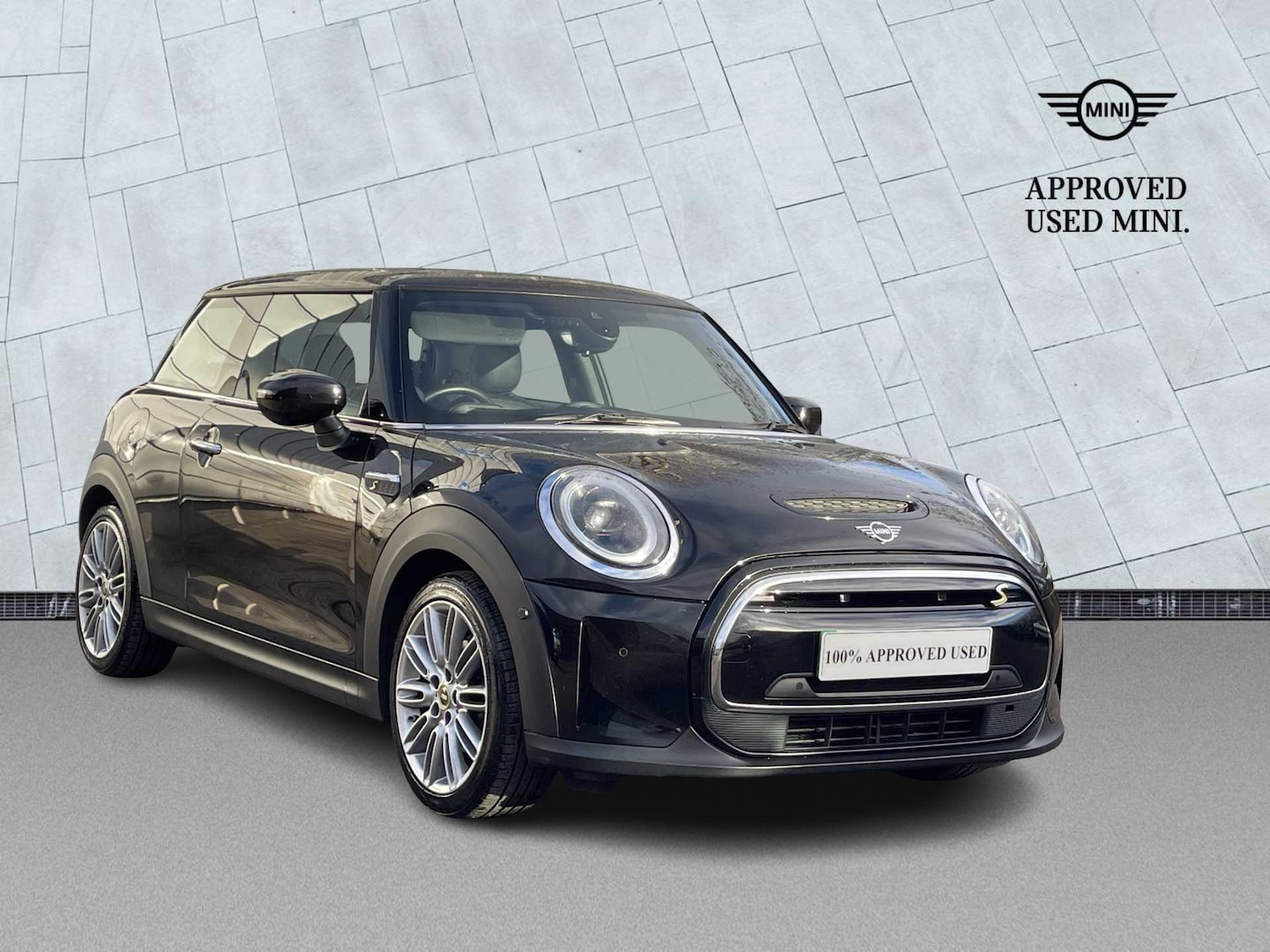 Used MINI Hatch 2021 for sale - 76918996: Photo 1