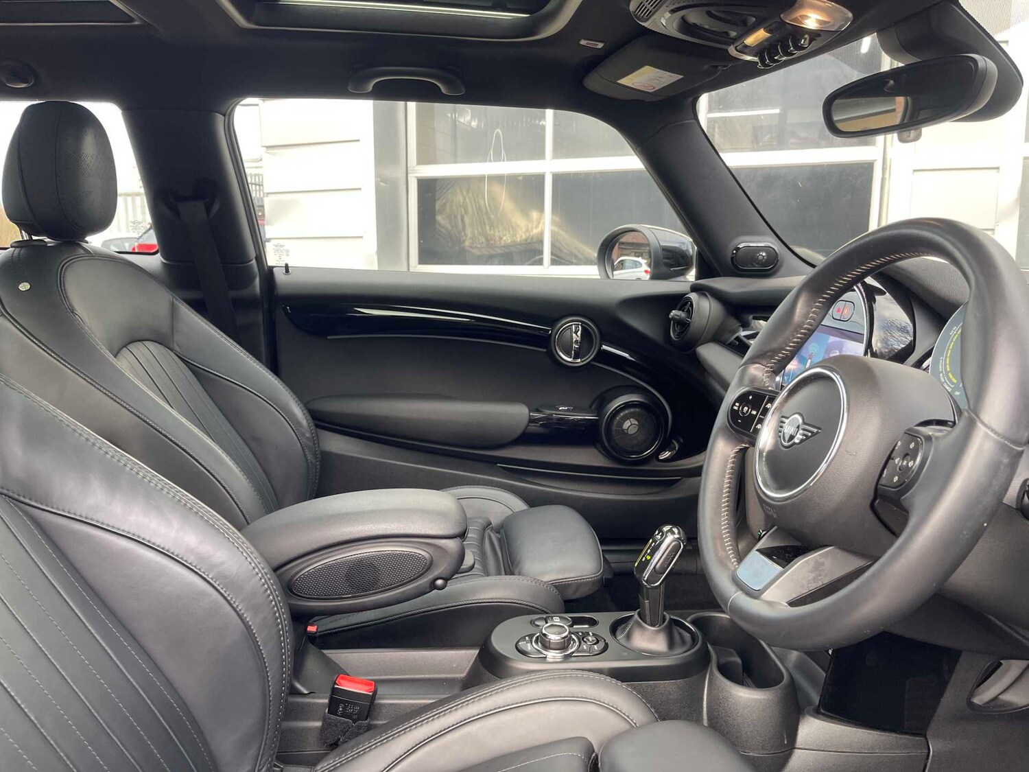 Used MINI Hatch 2021 for sale - 76918996: Photo 21