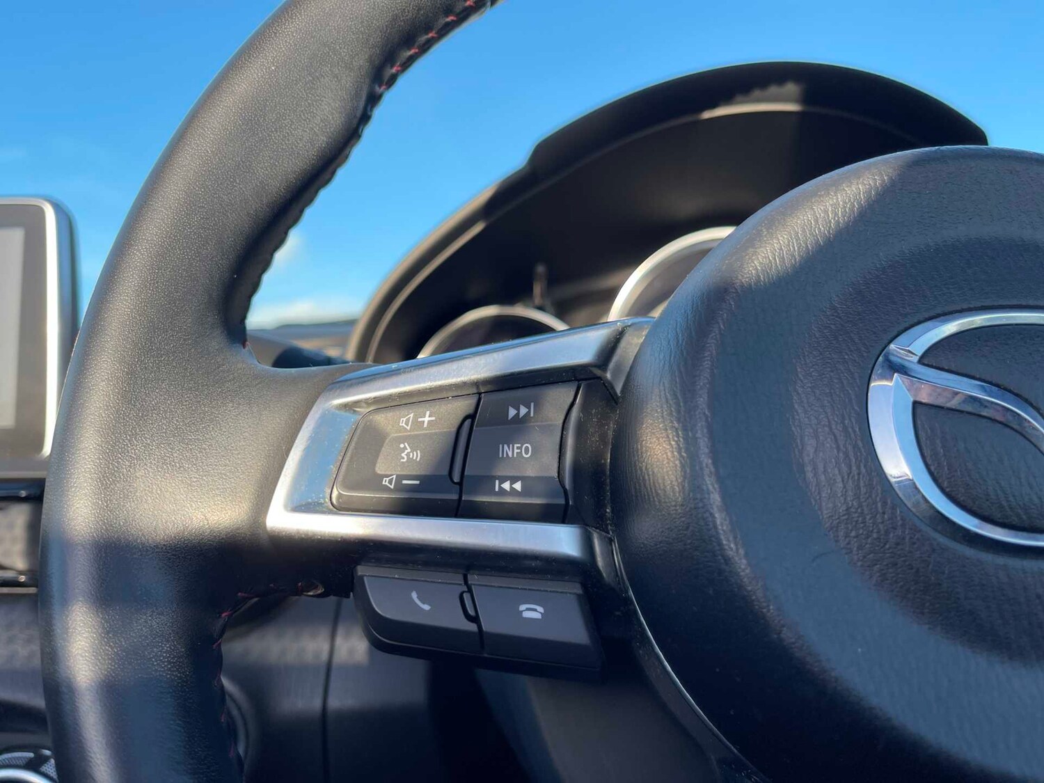 Used Mazda MX-5 2017 for sale - 77489384: Photo 25