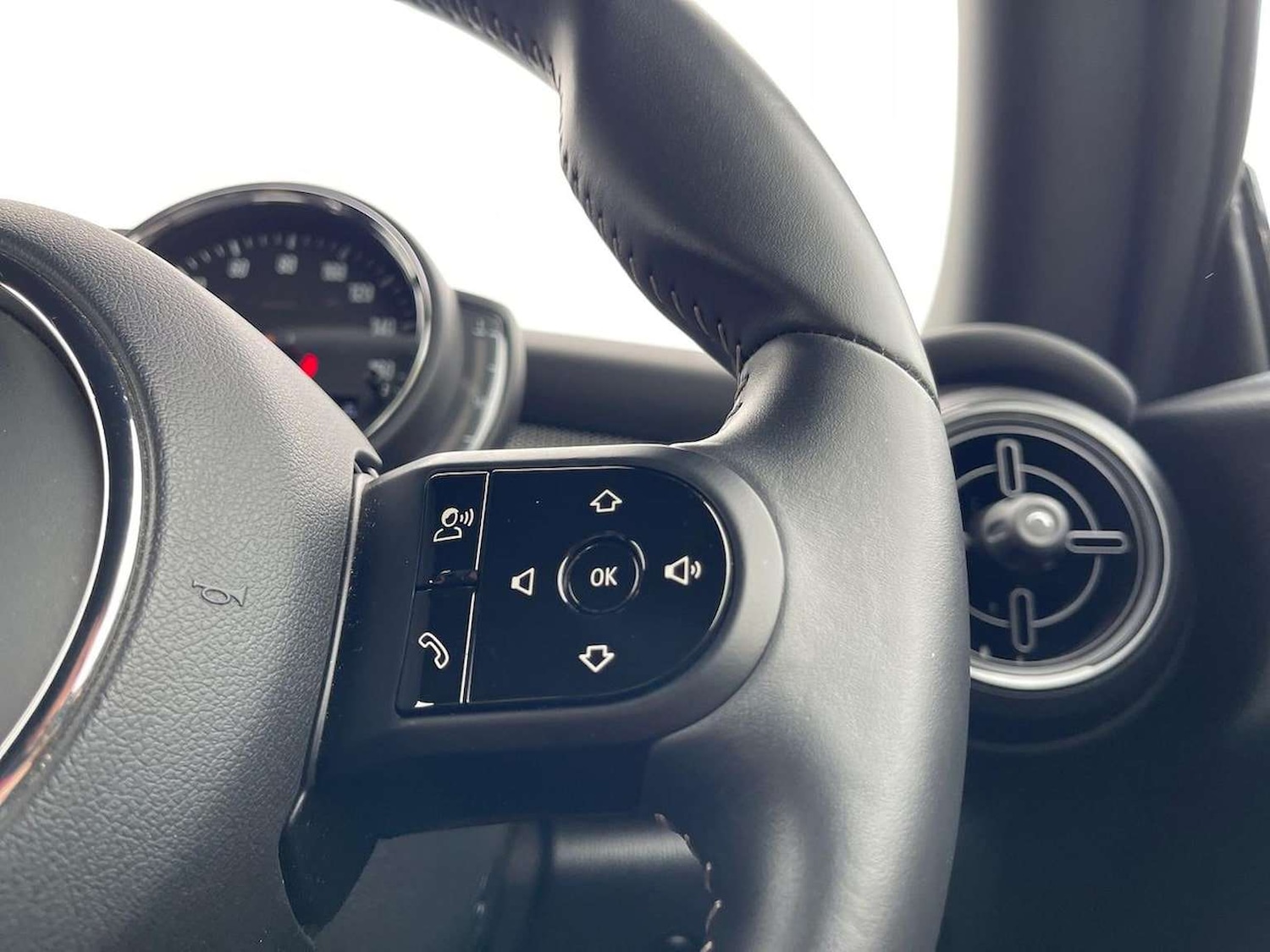 Used MINI Hatch 2022 for sale - 76596492: Photo 26