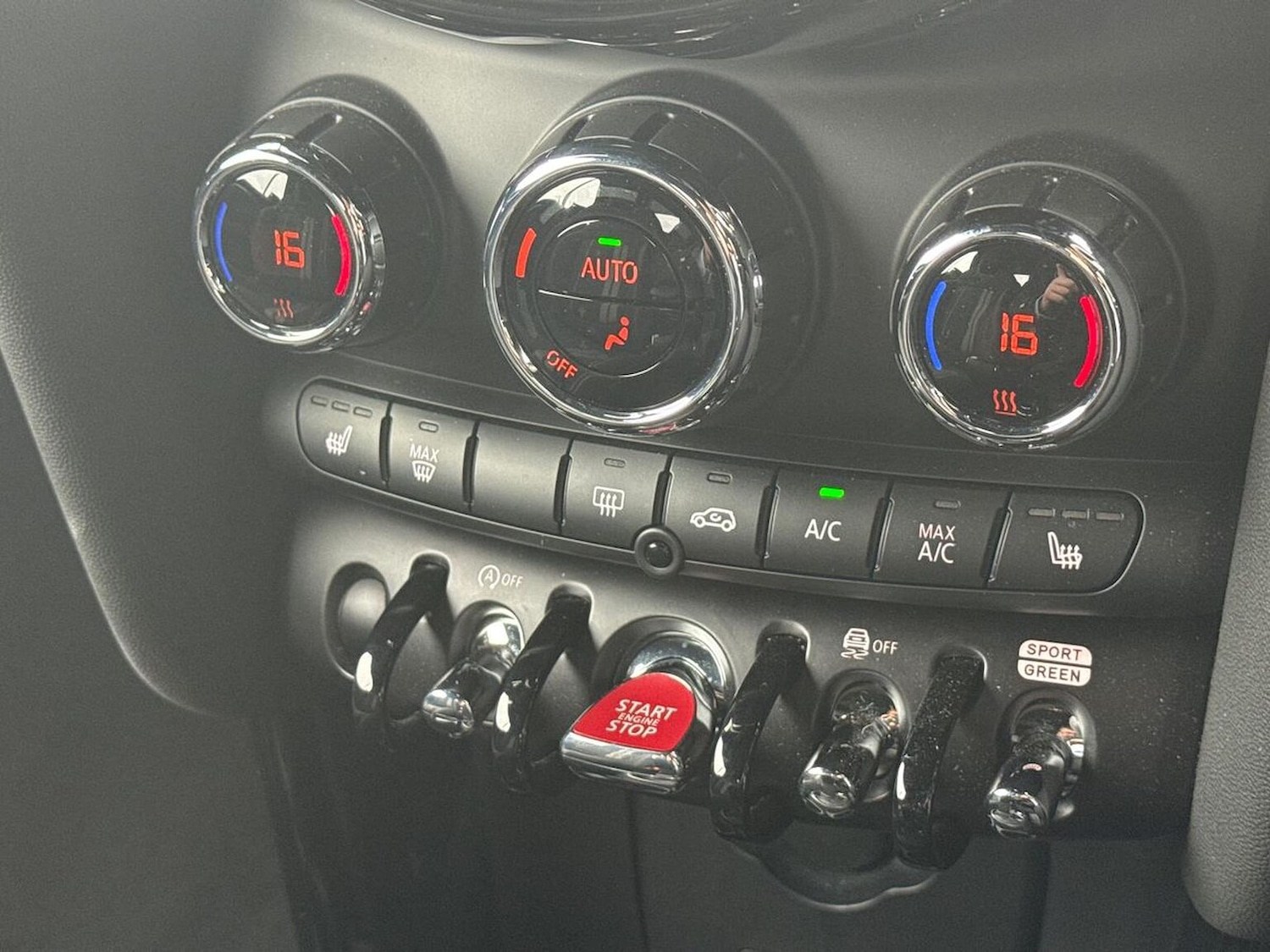 Used MINI Convertible 2023 for sale - 76142956: Photo 16