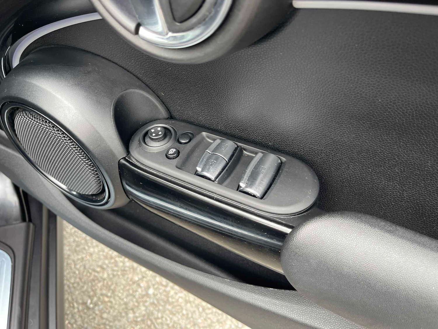 Used MINI Convertible 2023 for sale - 78026104: Photo 16