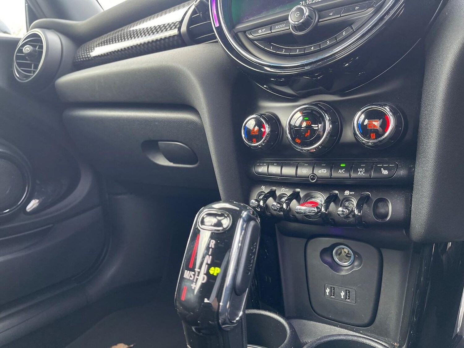 Used MINI Hatch 2019 for sale - 76342979: Photo 12